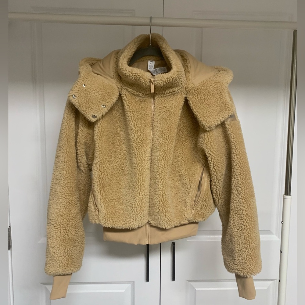 ALO Yoga Foxy Sherpa Jacket